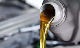 換機(jī)油的三個(gè)注意事項(xiàng)